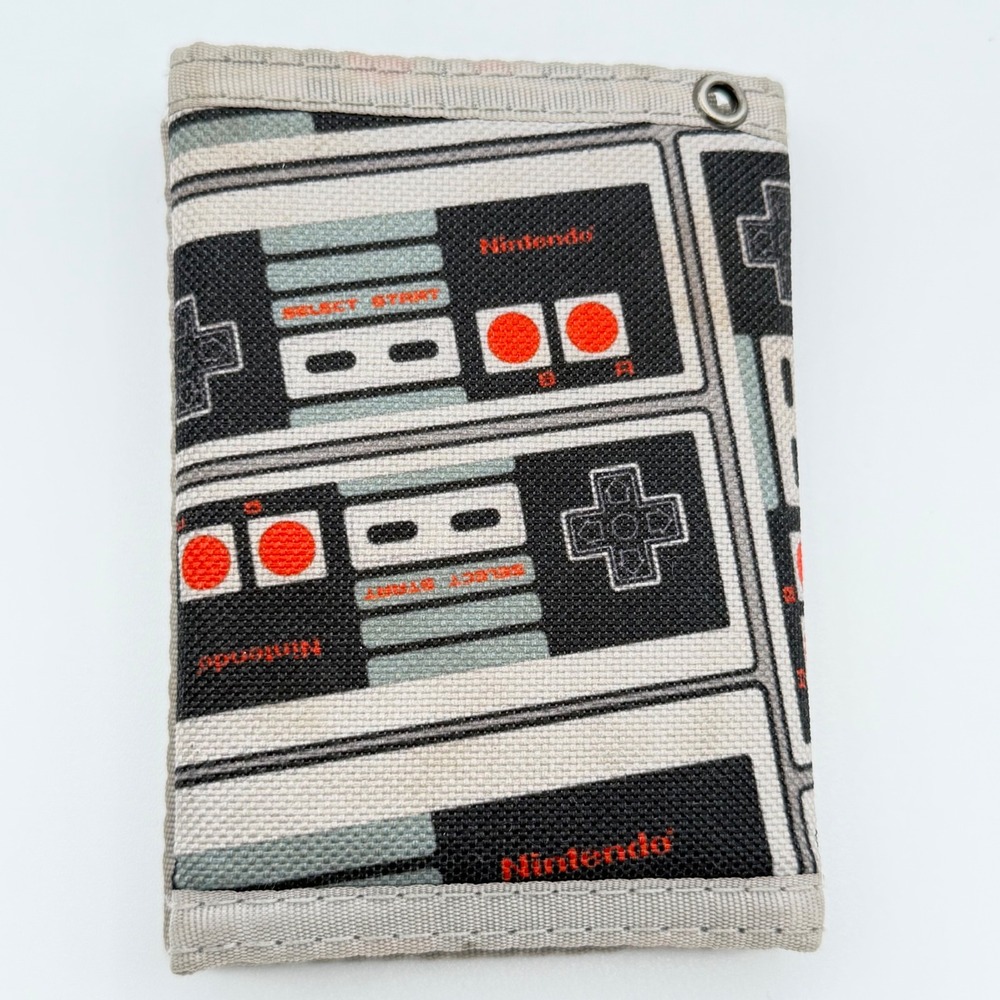 Nintendo NES Controller Canvas Trifold Wallet Ret… - image 5